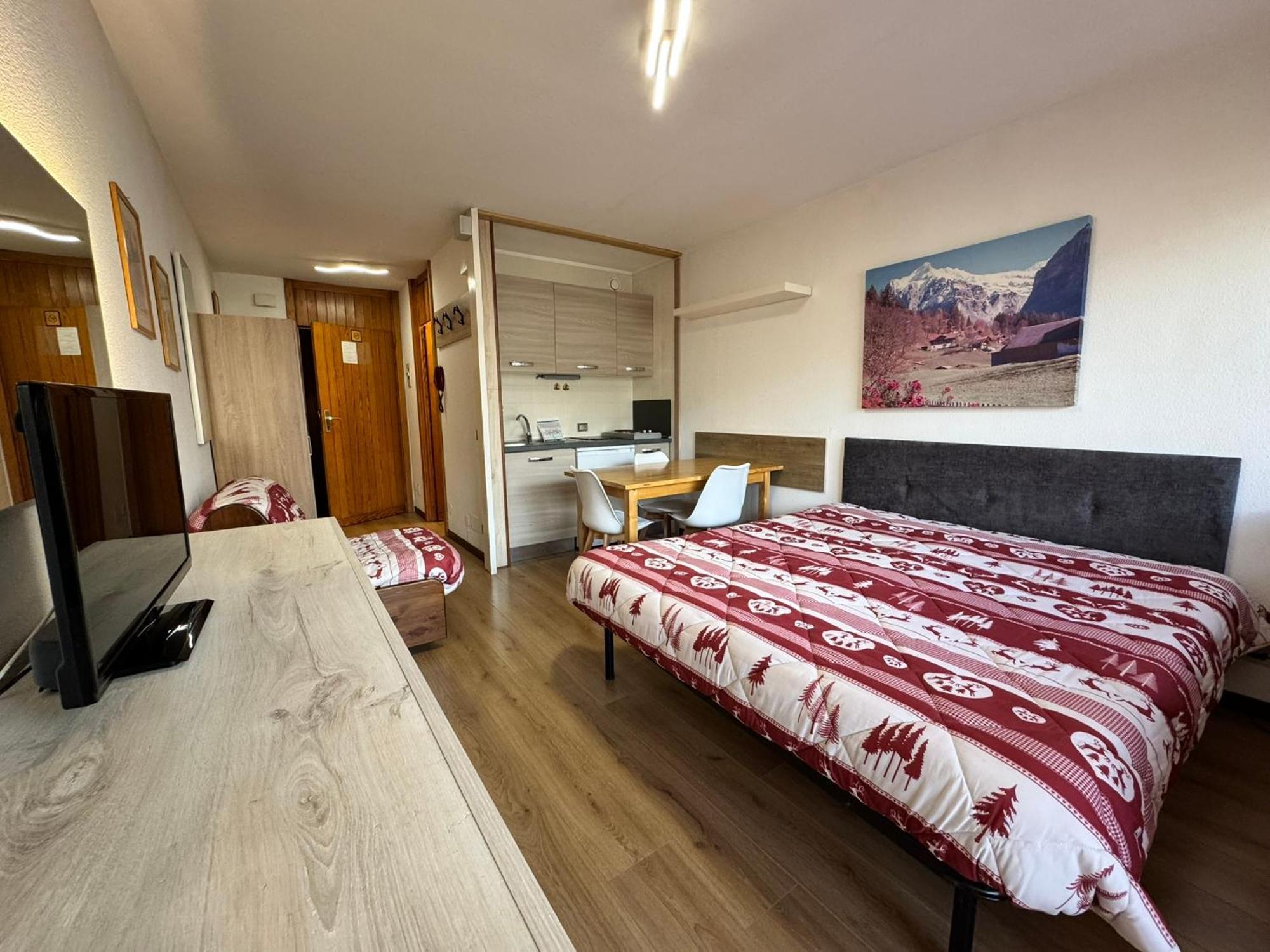 بيريوِل تْشيرفينيا Residence Petit Tibet المظهر الخارجي الصورة