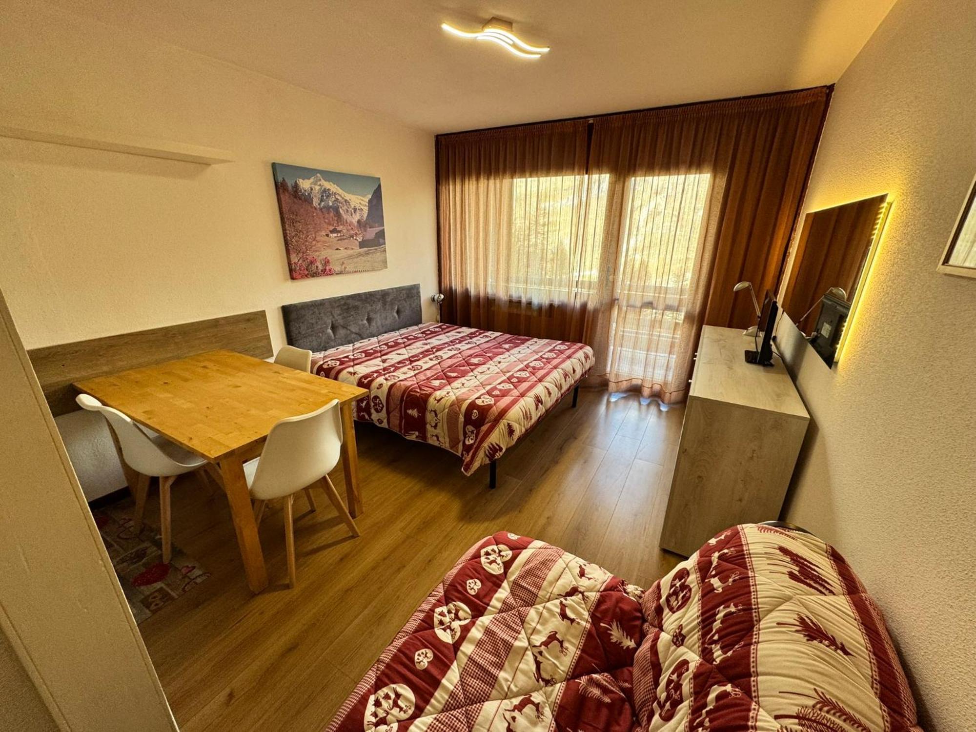 بيريوِل تْشيرفينيا Residence Petit Tibet المظهر الخارجي الصورة