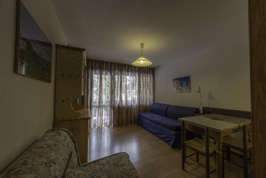 بيريوِل تْشيرفينيا Residence Petit Tibet المظهر الخارجي الصورة