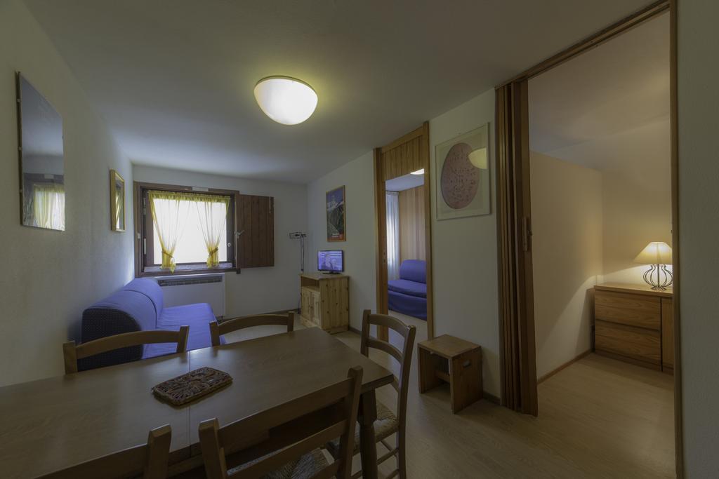 بيريوِل تْشيرفينيا Residence Petit Tibet المظهر الخارجي الصورة